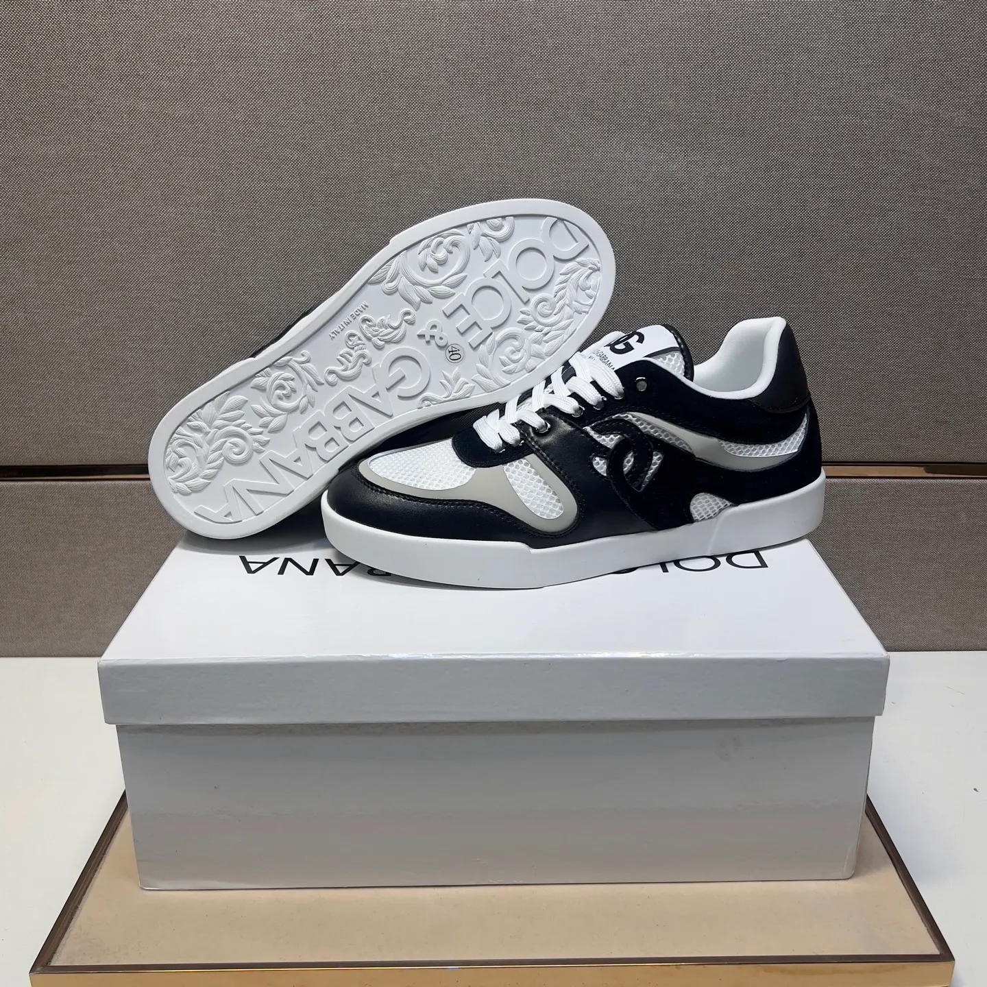⬛️Men's men's shoes💰p440【DG～】couple casual shoes 2025z cabinet sales simultaneously 🔶Size: 35-44#️⃣ 🔷2 colors🔜The upper is made of multi-material splicing➕Mesh lining, comfortable and breathable, sole: original comfortable and wear-resistant outsole, ⚠️real thing📱photographed🎬real thing is better📢📢📢